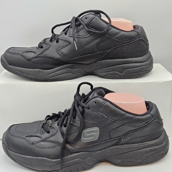 Sketchers  slip resistant  leather work shoes size 11.5 - Picture 8 of 15